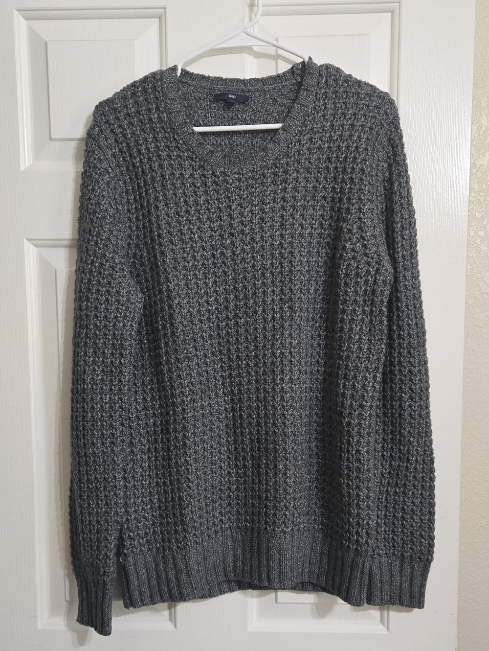 GAP Men's Charcoal Waffle Crewneck Sweater